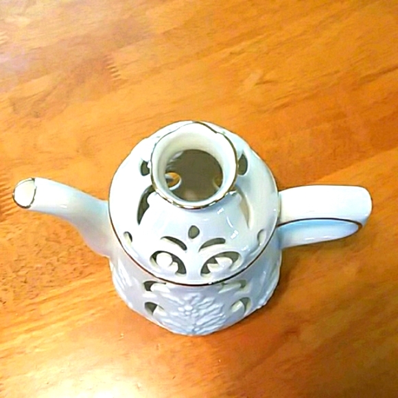 PartyliteTeapot/Cup/Saucer Candle Holder - Picture 12 of 16